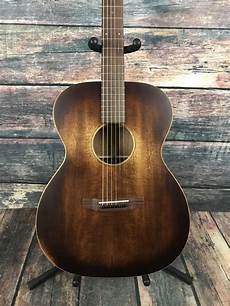 Accoustic Guitar Accessories