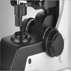 Advanced Upright Metallurgical Microscope Sg 2000 Serie