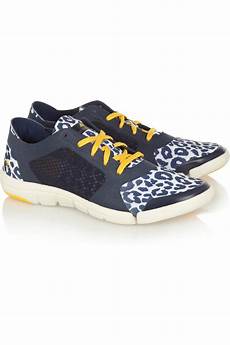 Aerobic Shoes