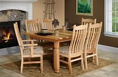 Amish Dining Tables