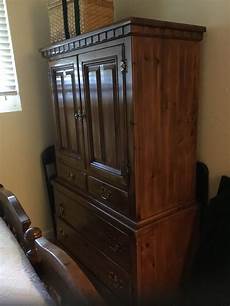 Antique Bedroom Furniture
