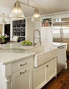 Apron Farmhouse Sink