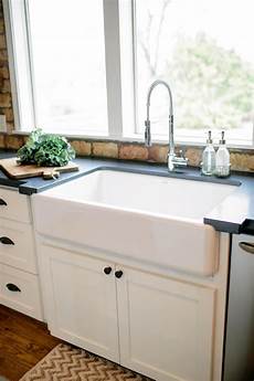 Apron Kitchen Sinks