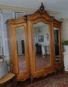 Armoire Wardrobe
