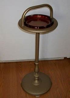 Ashtray Stand Retro