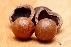 Australian Wasabi Macadamia Nuts