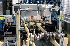 Automatic block machine
