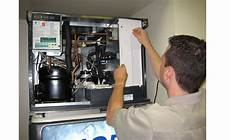 Automatic block machine