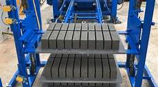 Automatic brick machine