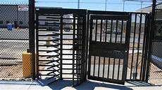 Automatic Chain Barriers