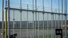 Automatic Chain Barriers