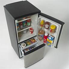 Avanti Refrigerator