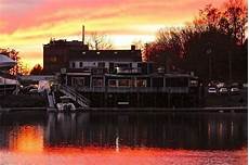 Barge