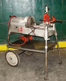 Bolt Threading Machine