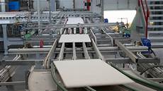 Brick manufacturing machine