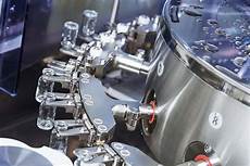 Capsule manufacturing machine