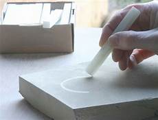 Chalk manufacturing machine