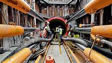 Concrete pipe machine