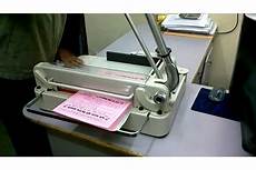 Creasing machine