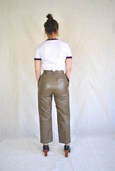 Cropped Peg Trousers