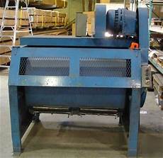 Deburring machine