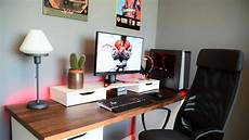 Desk Set