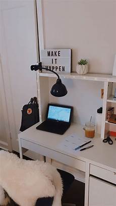 DeskOrganizer