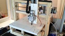 Desktop milling machine