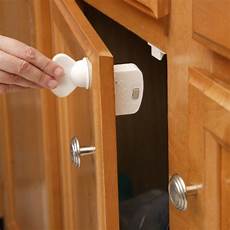 Door Catches & Door Closers
