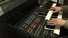 Electronic Organ