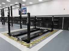 Four Post Lifts