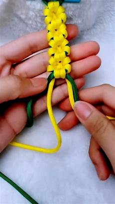 Friendship-Bracelets