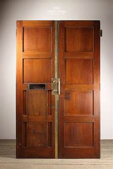 Furniture Handles & Knobs