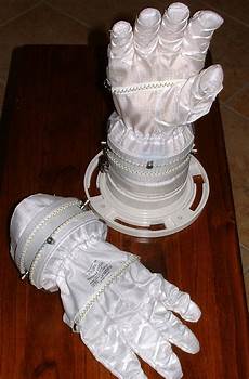 Glove