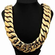 Gold-Chain-Necklaces