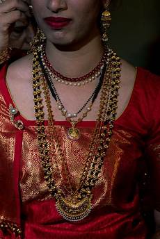 Gold-Jewelry-Sets