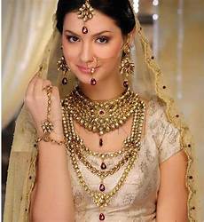 Gold-Jewelry-Sets