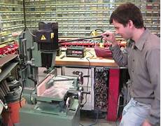 Hallow block machine