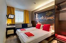 Hotels-Services