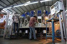 Injection Moulding Machines for Plastics