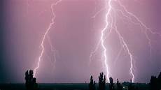 Lightning-Rod