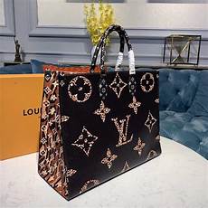 Louis Vuitton Replica