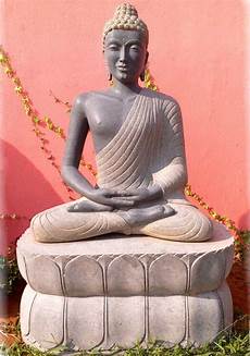 Meditating Buddha Statues