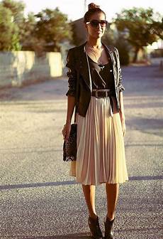 Metallic Pleated Midi Skirt