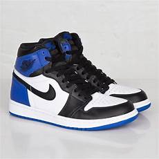 Nike 90