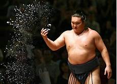 Nike Sumo