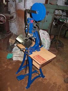 Notebook manufacturing machines
