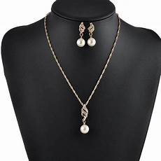 Pearl-Jewelry-Sets