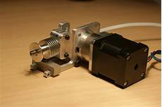 Plastic extruder