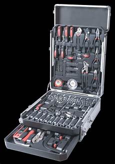 Pliers
